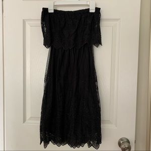Black Lace dress - EXPRESS - XS